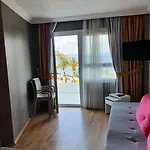 Ege & בית הארחה Ayvalı
