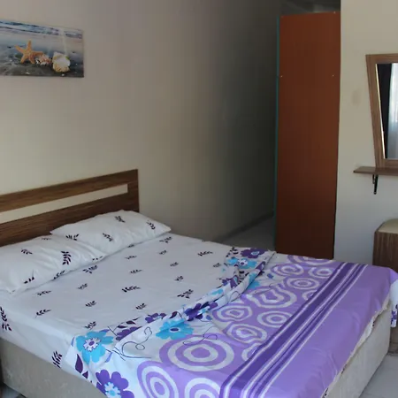 Ege & Casa de hóspedes Ayvalı