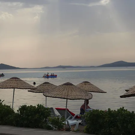 Guest house Ege & *
